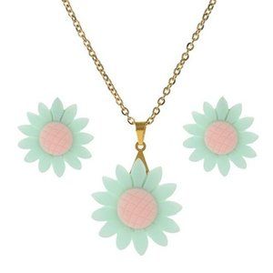 Stainless Steel Gold Colored Chain & Earrings with Green Colored Sunflowers